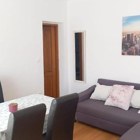 Apartments Pipi Pakoštane Exteriér fotografie
