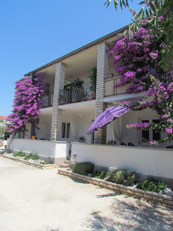 Apartments Pipi Pakoštane Exteriér fotografie