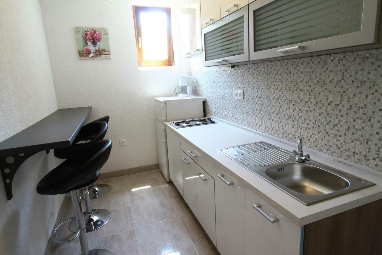 Apartments Pipi Pakoštane Exteriér fotografie